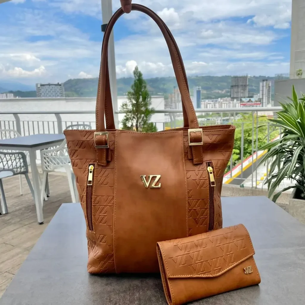 Bolso De Mano Y Billetera